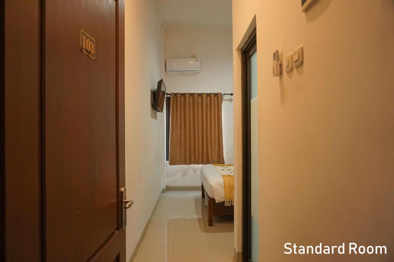 Al Ashri Inn By Urban Yogyakarta Ngoại thất bức ảnh